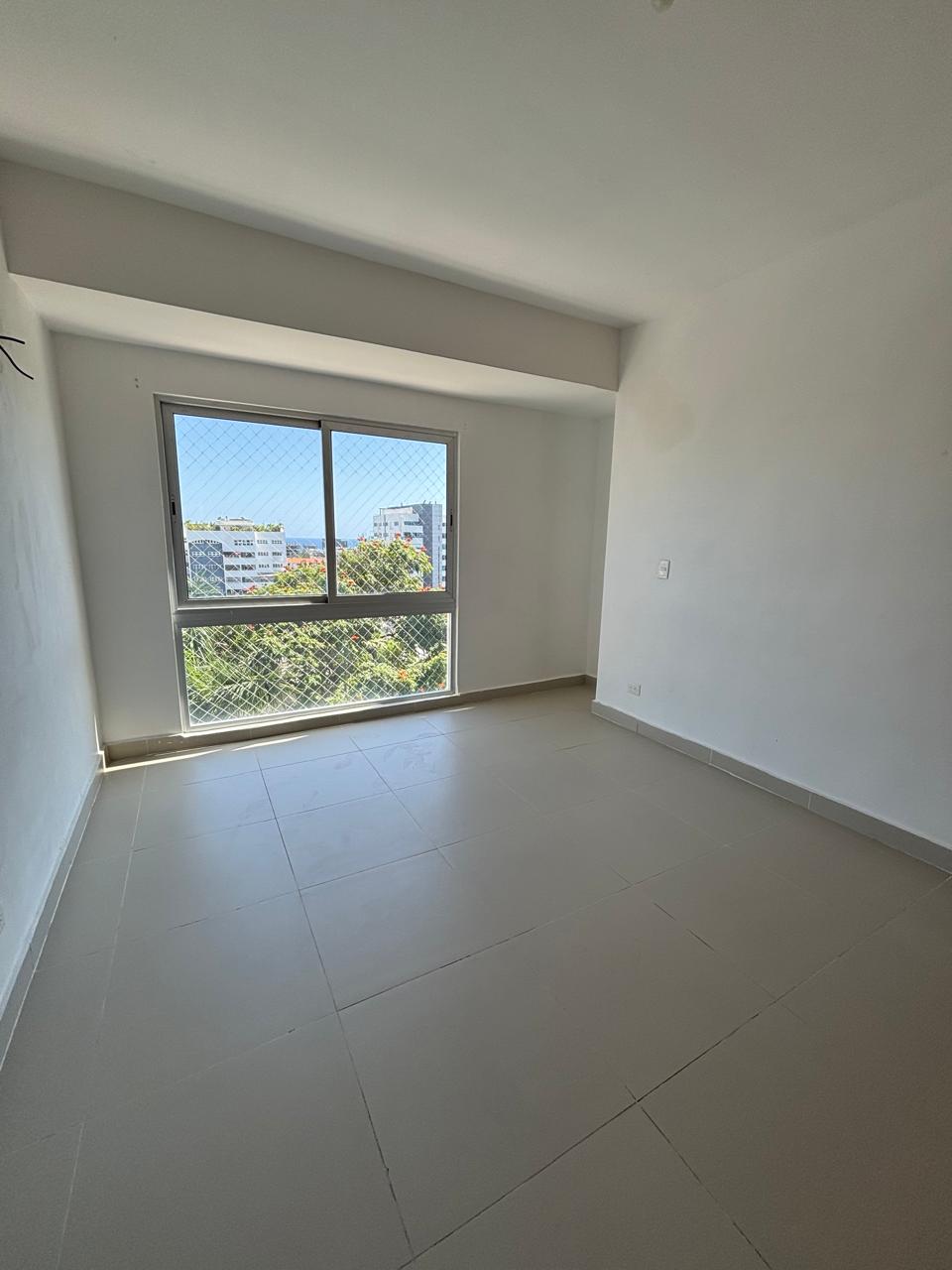 apartamentos - Rento Apartamento En Gazcue Primer Nivel Con Patio 5