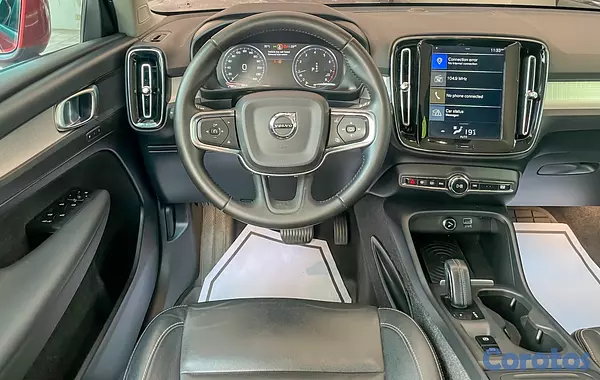 jeepetas y camionetas - Volvo XC40 Momentum  8