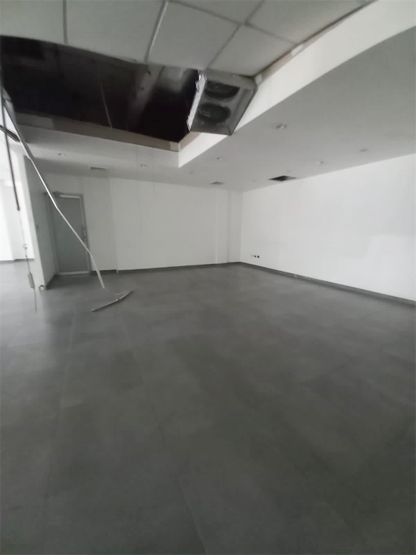 oficinas y locales comerciales - Local céntrico y comercial gazcue 3