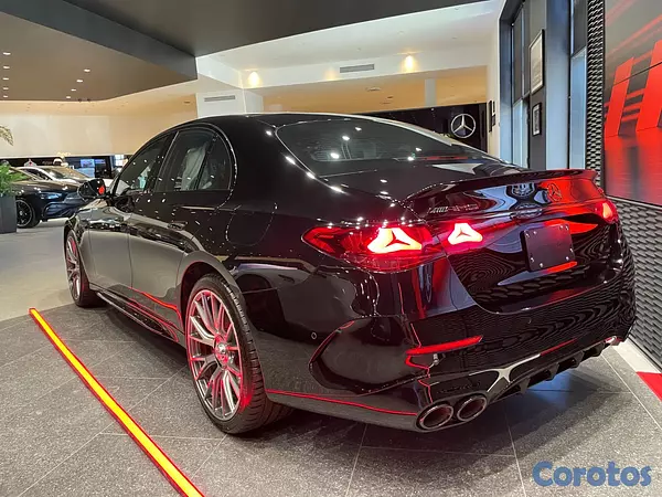 carros - Mercedes-Benz Clase E 53 AMG 4