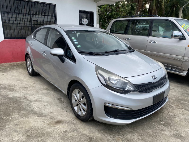 carros - Kia rio 2017 4
