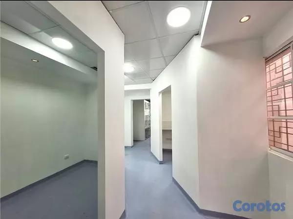 oficinas y locales comerciales - LOCAL COMERCIAL  8