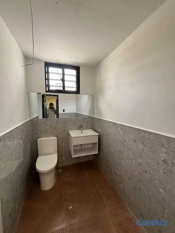 casas - Alquiler de Casa comercial en Los Prados  7