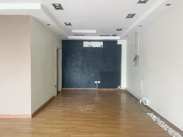 oficinas y locales comerciales - Alquiler local en Piantini  2
