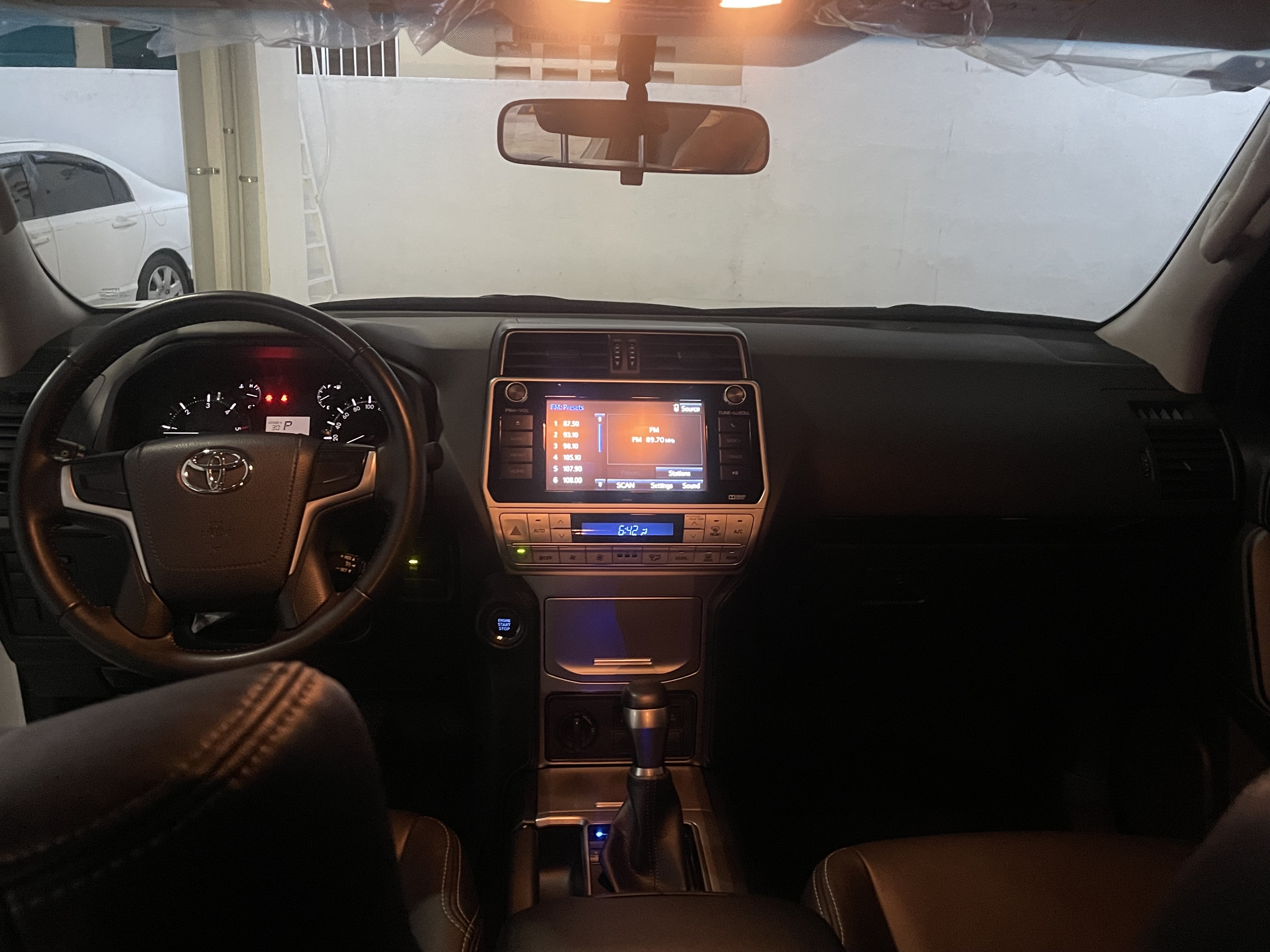 jeepetas y camionetas - Toyota Land Cruiser TXL 2022 7