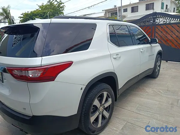 jeepetas y camionetas - oportunidad Chevorlet Travers LT 3