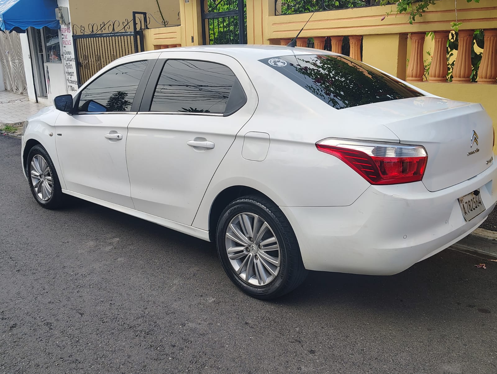 carros - **OFERTA** Citroën C-elysée 4