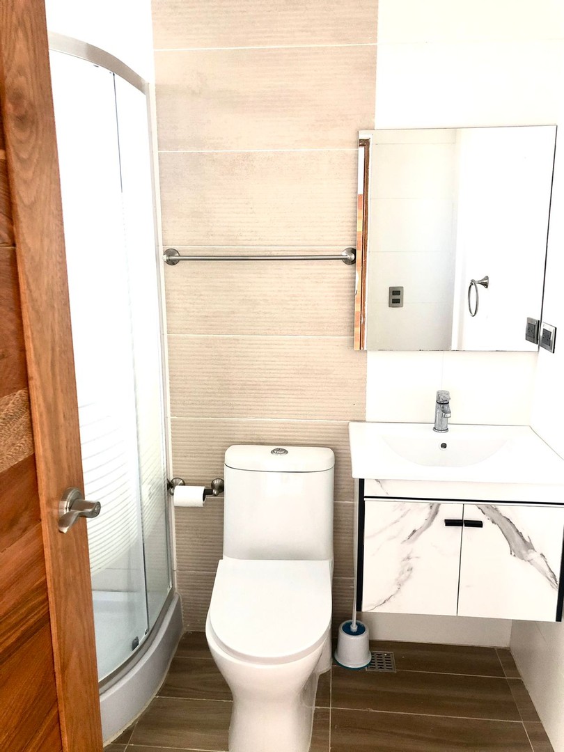 apartamentos - Se vende y o se alquila apartamento en Evaristo Morales 5