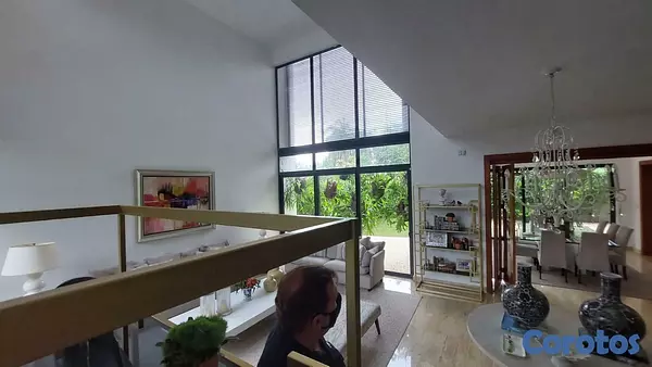 otros inmuebles - En Venta Casa Duplex de Lujo en Viejo Arroyo Hondo 9