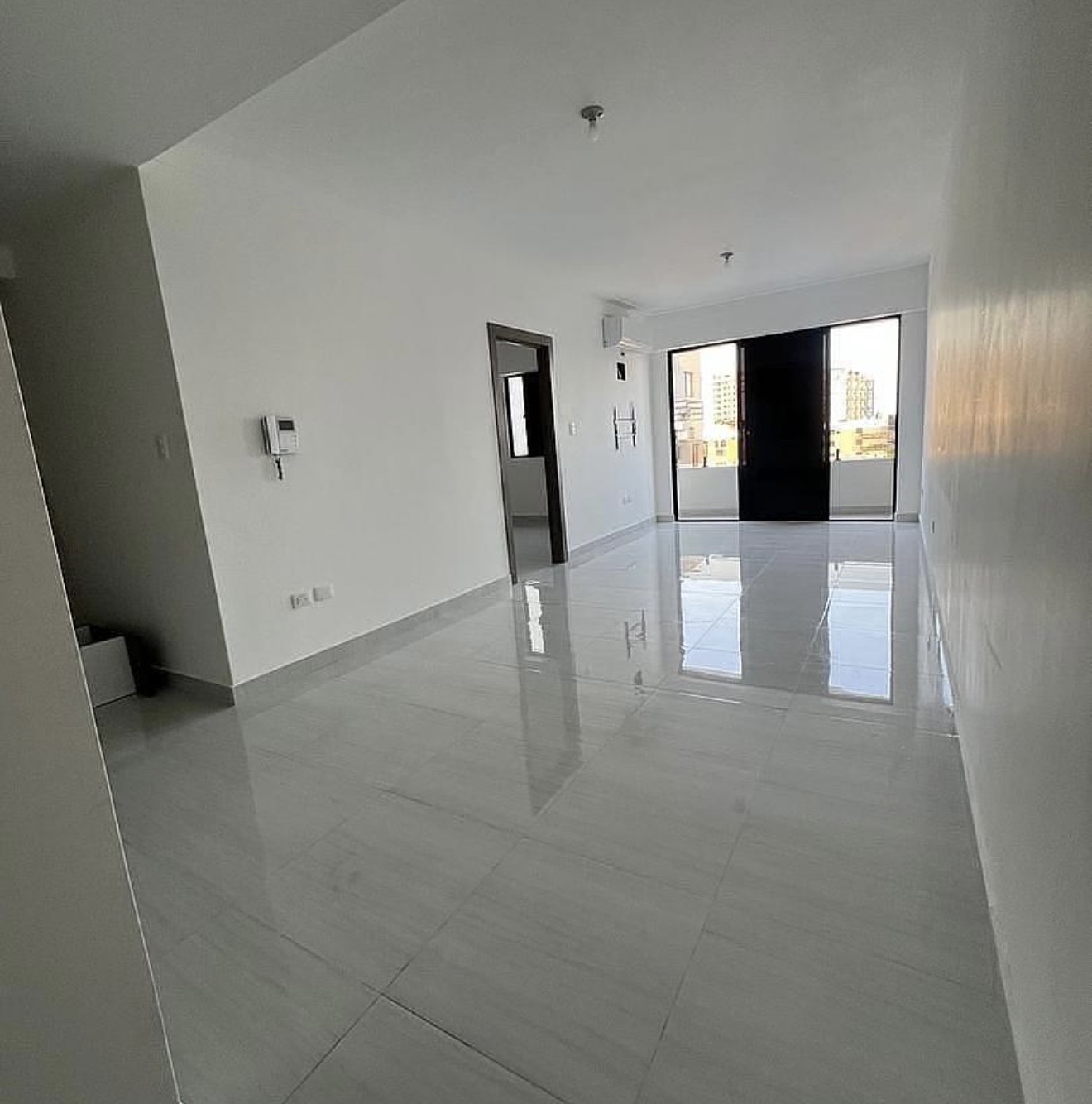 apartamentos - Apartamento en Alquiler – 8vo Piso
📍 Ubicación privilegiada