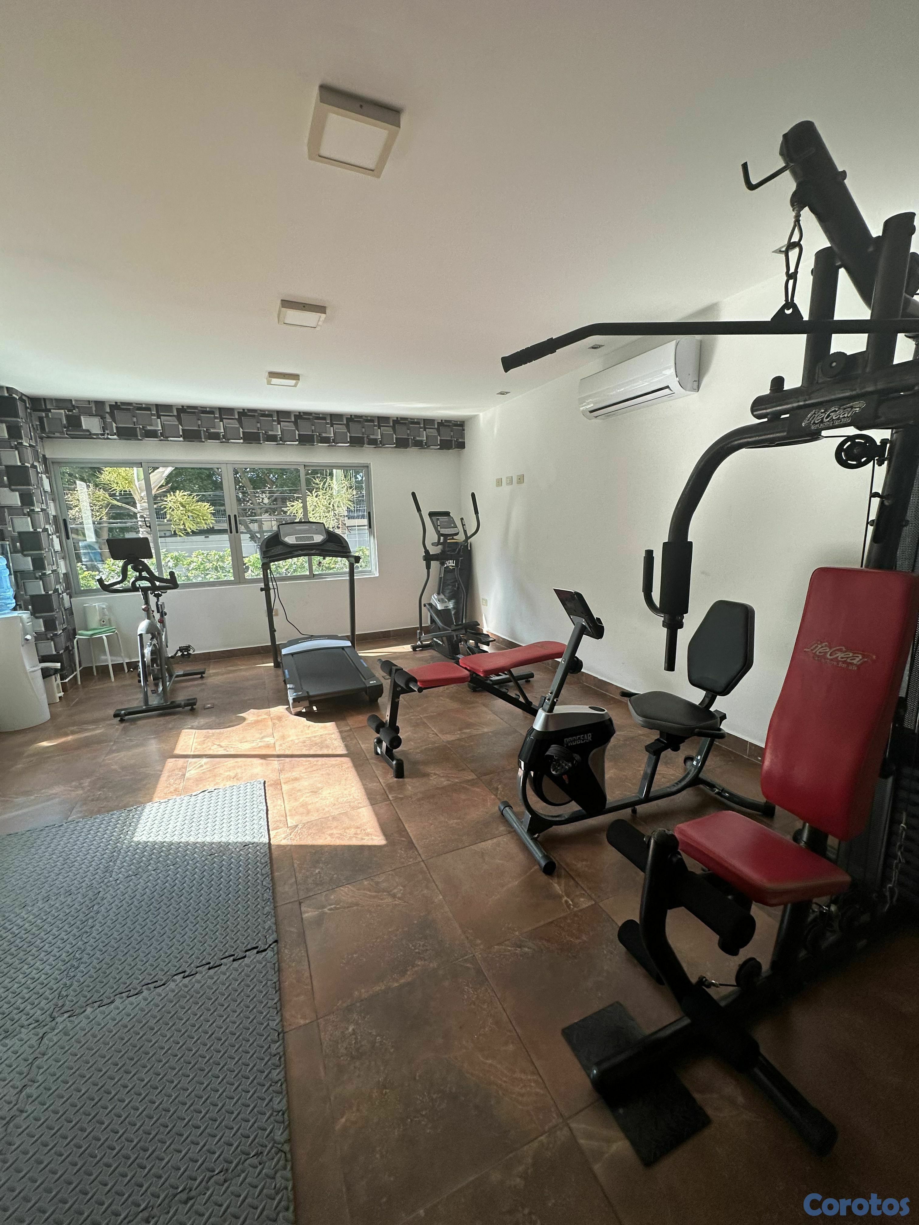 apartamentos - apartamento con terraza en gazcue en venta 9