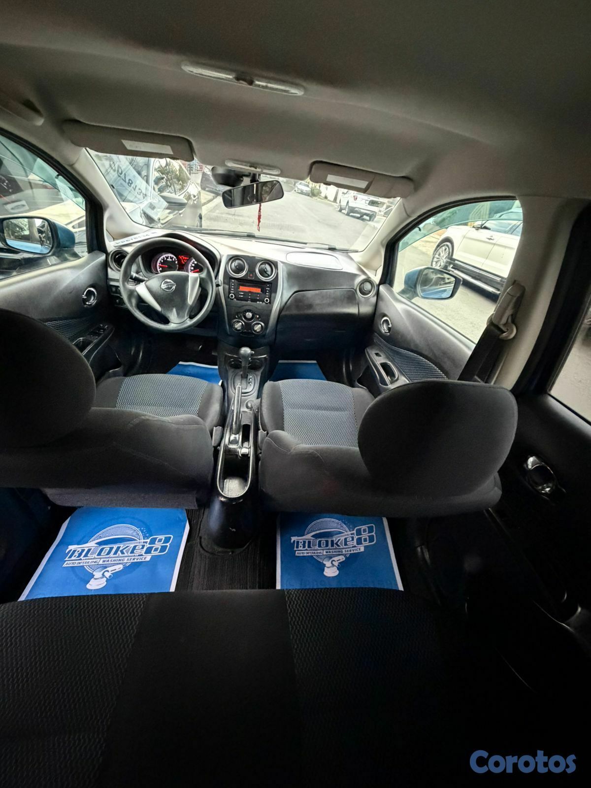 carros - Se vende Nissan Note 2017 nueva poco uso 2