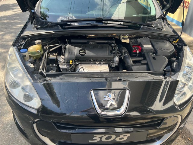 carros - Peugeot 308 2013  3