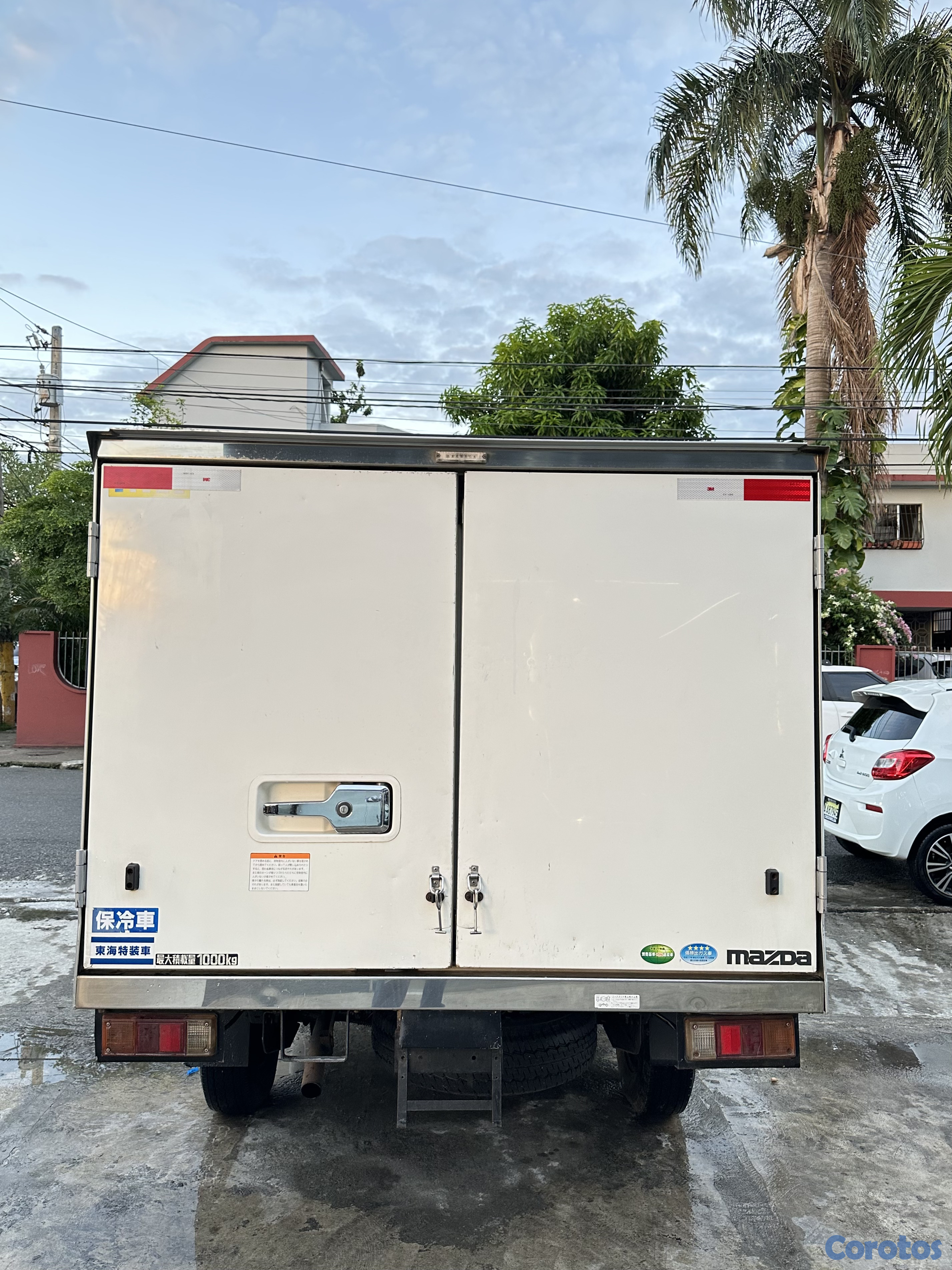 camiones y vehiculos pesados - Mazda bongo 2017 3