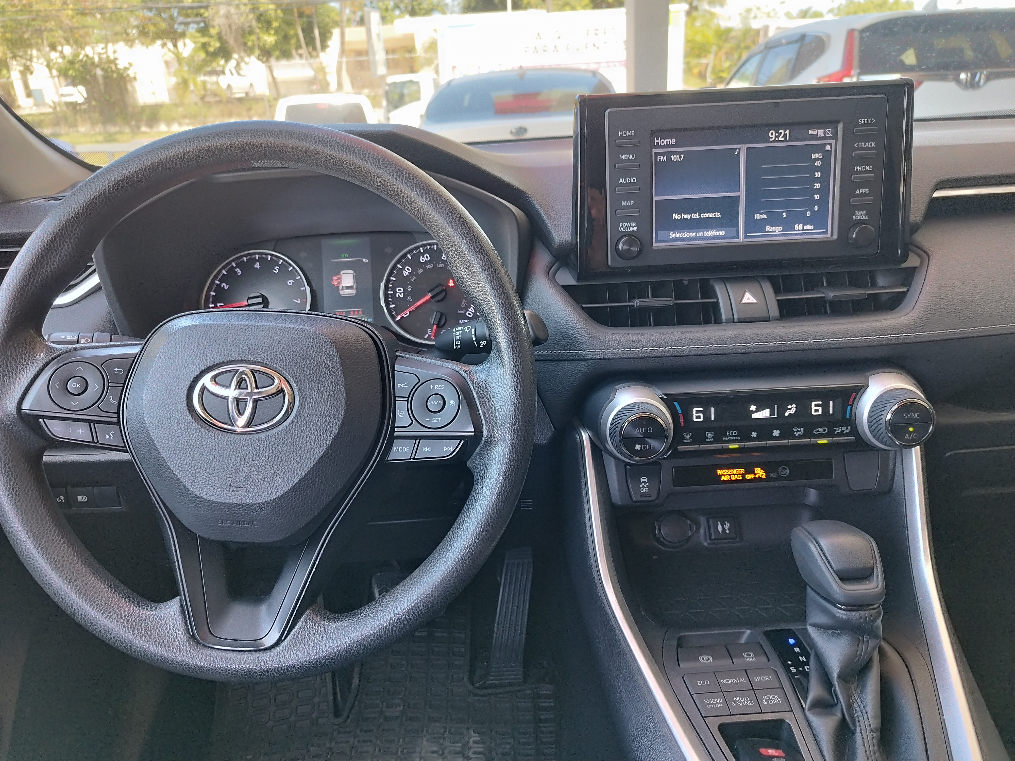 jeepetas y camionetas - 2019 Toyota Rav4 XLE 4x4  5