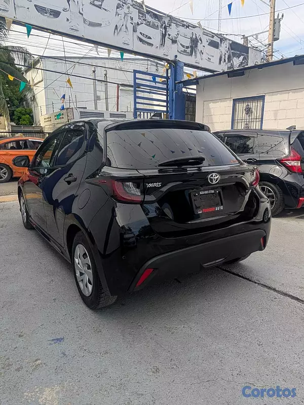 carros - TOYOTA YARIS 2021 12