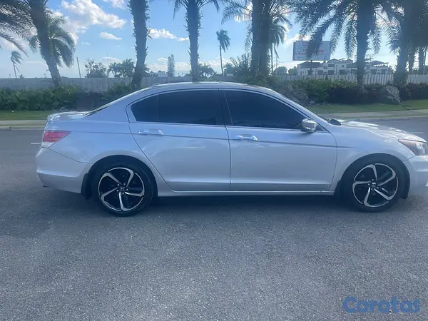 carros - Honda Accord V6 2010 — Excelente condiciones, súper nítido 🔥 8