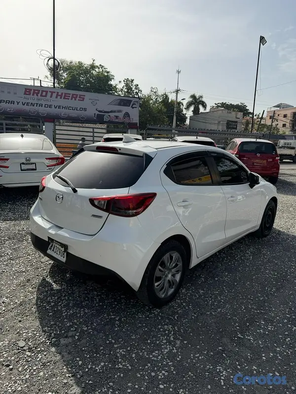 carros - Mazda demio 2017 GASOLINA  4