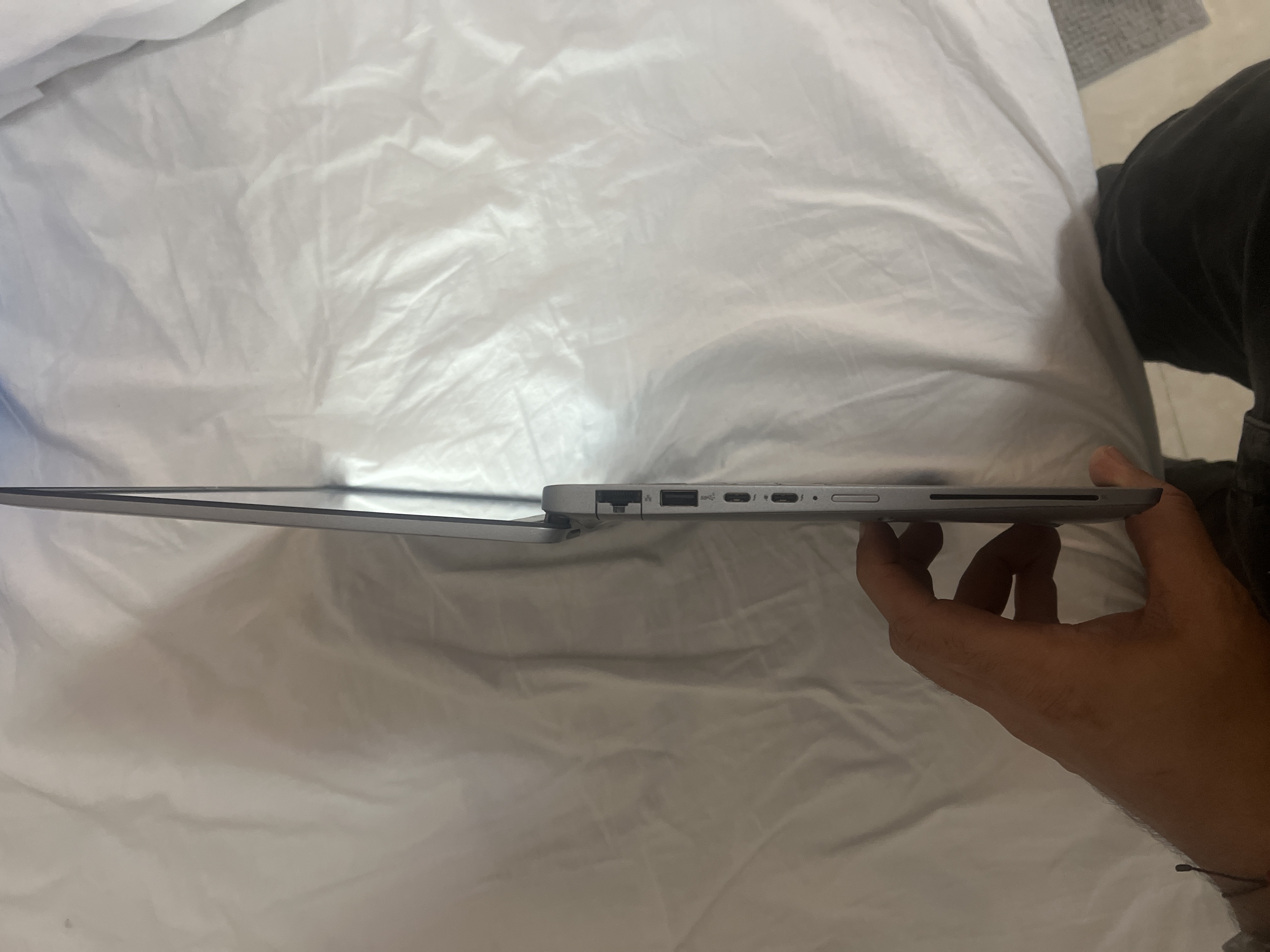 computadoras y laptops - Dell Latitude 5440 core I5 , 1 tb disco duro, 16 GB memoria ram.

 7
