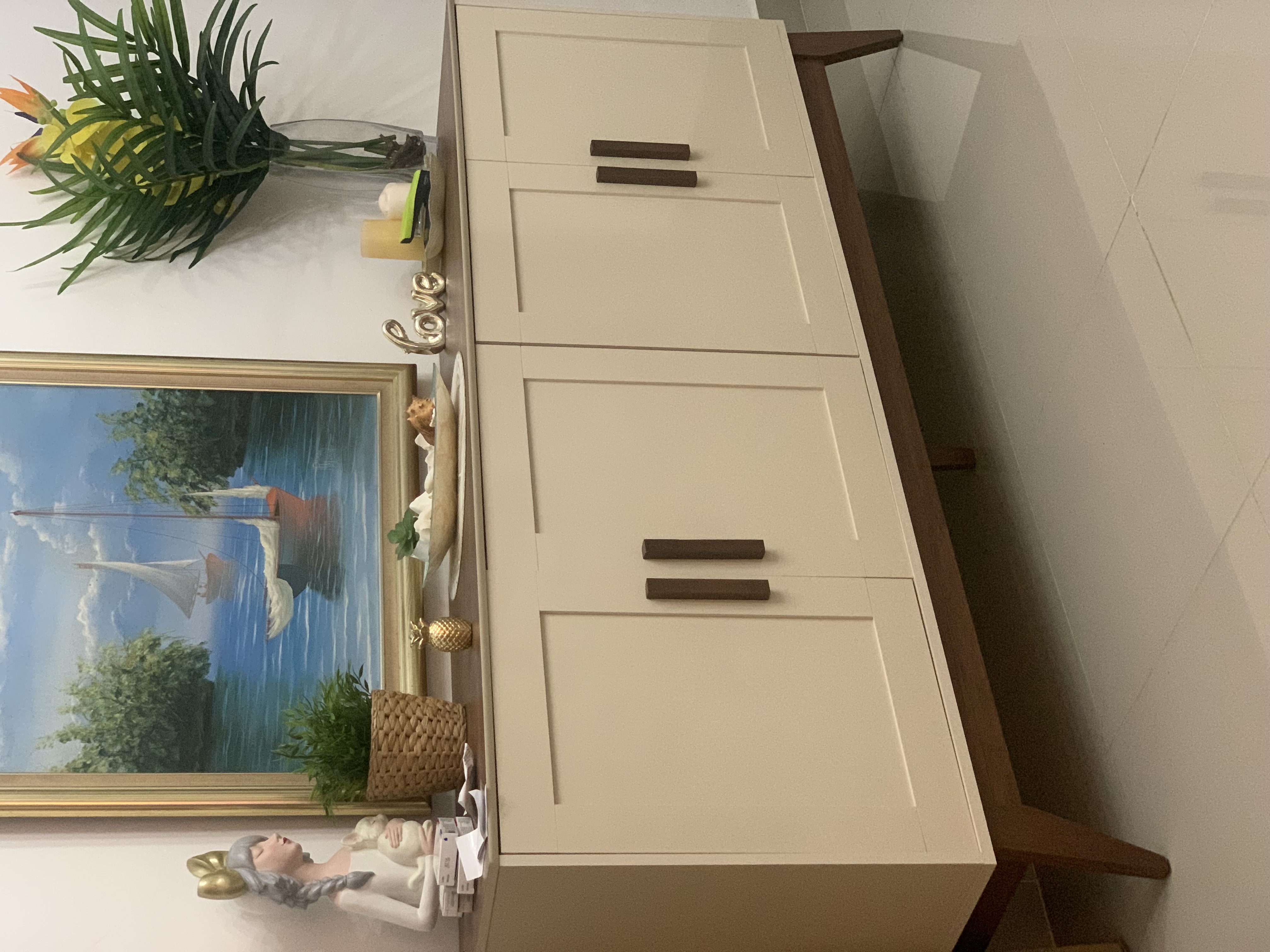 muebles y colchones - Se vende elegante Credenza totalmente nueva  2