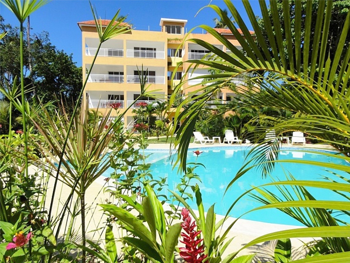 apartamentos - Venta Apartamento de 2 habitaciones con piscina en Las Terrenas, Samaná