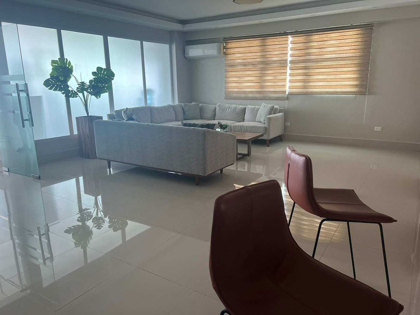 apartamentos - Naco piso 6 3 habitaciones 3.5 banos 2 parqueos estar balcon  2