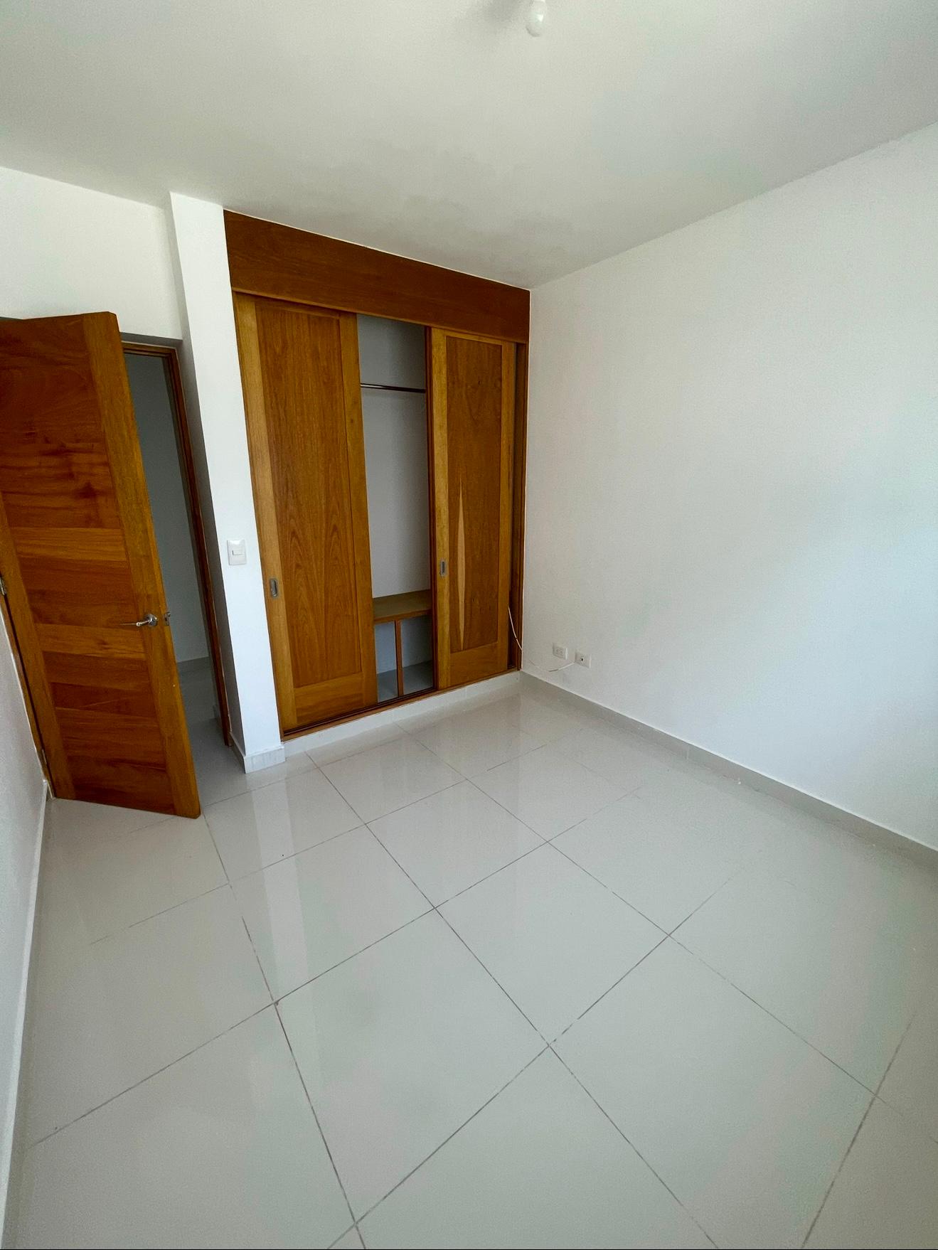 apartamentos - APARTAMENTO EN VENTA EN LOS RIELES 5