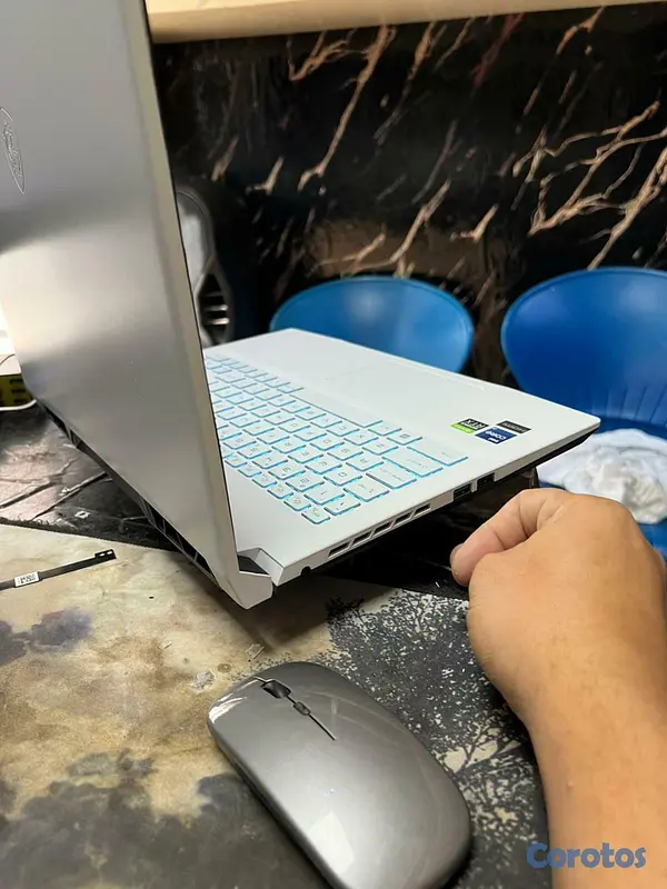 computadoras y laptops - MSI SWORD 15 A12UE/ i7-1265OH @2.70Ghz /16gb/NVIDI 2