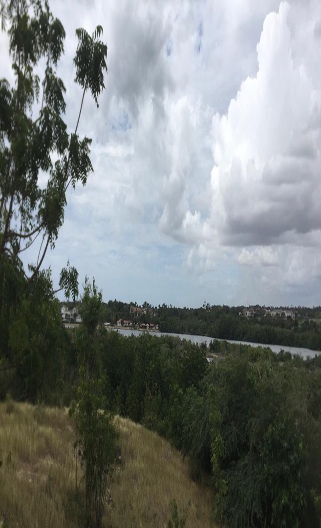 solares y terrenos - Solar Frente a casa de Campo y Rio Chavon de 1106651 metros  7