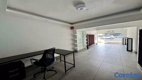 oficinas y locales comerciales - LOCAL EN 1ER NIVEL DE RENTA EMBRUJO 1 SANTIAGO 8