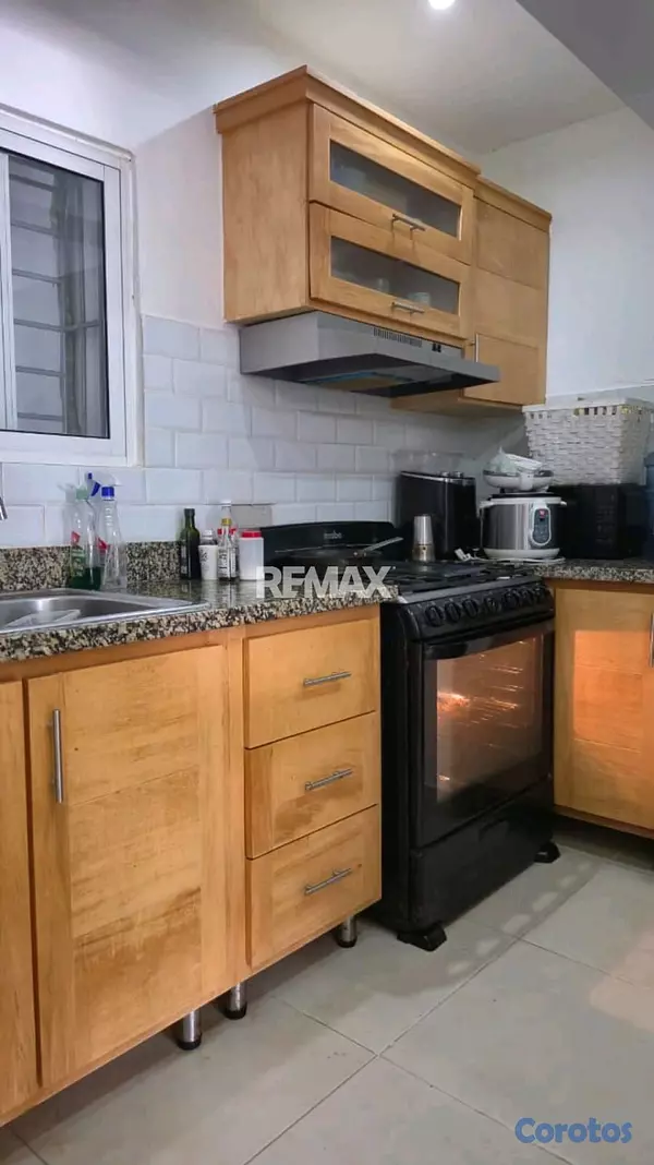 apartamentos - Apartamento en Venta en Atala, 1H, 1B, 1P, 4to Piso con ascensor 2