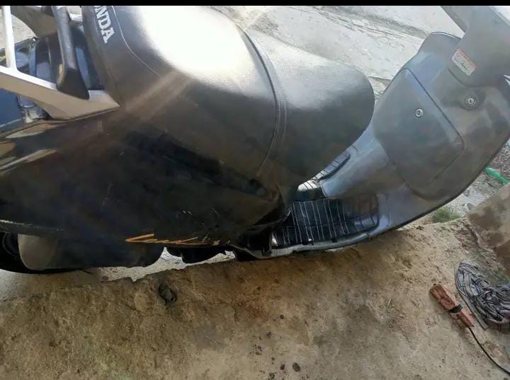 motores y pasolas - HONDA leed funciona perfectamente bien  2