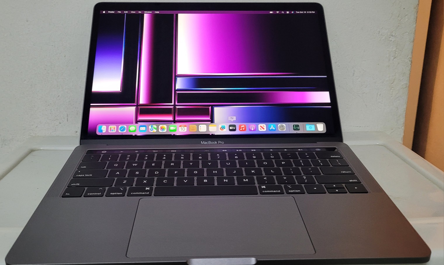 computadoras y laptops - Macbook Pro 13.3 Pulg Core i7 Ram 16gb ddr4 Disco 512gb año 2019
