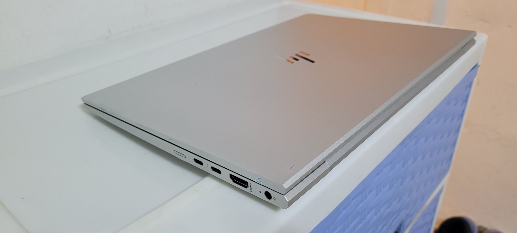 computadoras y laptops - laptop hp G4 14 Pulg Core i5 8th Gen Ram 8gb ddr4 Disco m2 256gb SSD Full 2