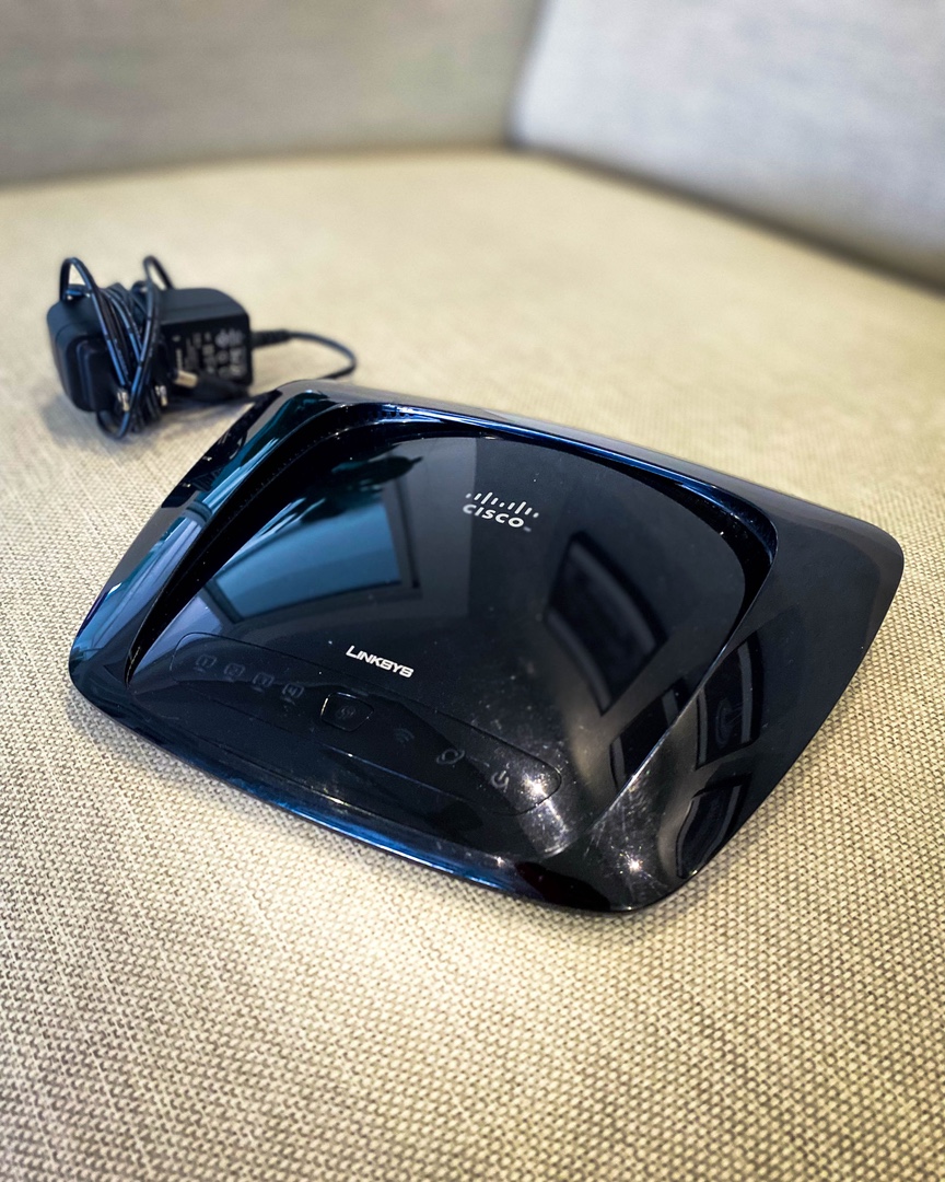otros electronicos - Router de banda ancha inalámbrico - N (Cisco-Linksys WRT160N) 1