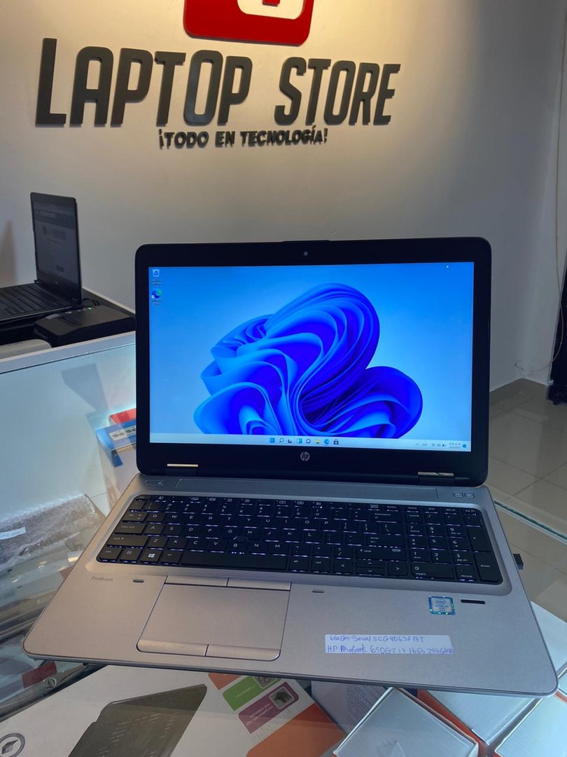 computadoras y laptops - Laptop HP ProBook 650 G2 15.6"  i7 6ta 16GB 256GB SSD Windows 11 Pro.
