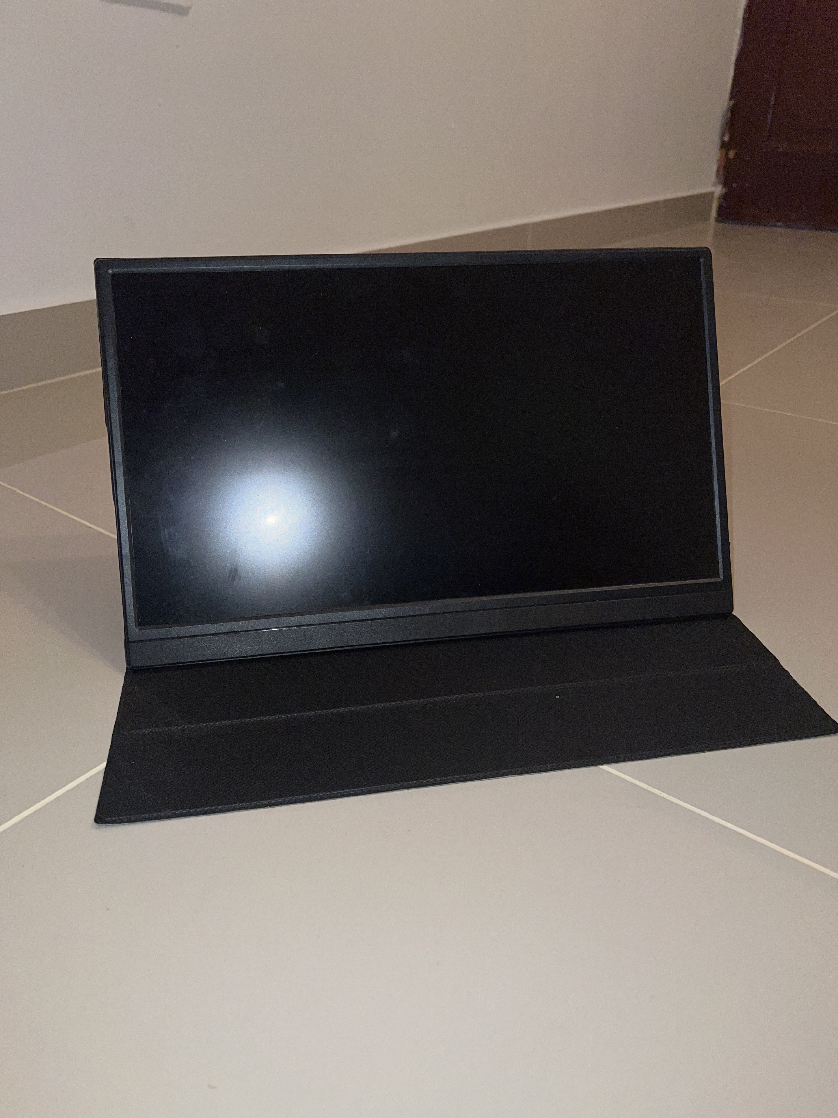 computadoras y laptops - Monitor Portail Ultimo modelo 1