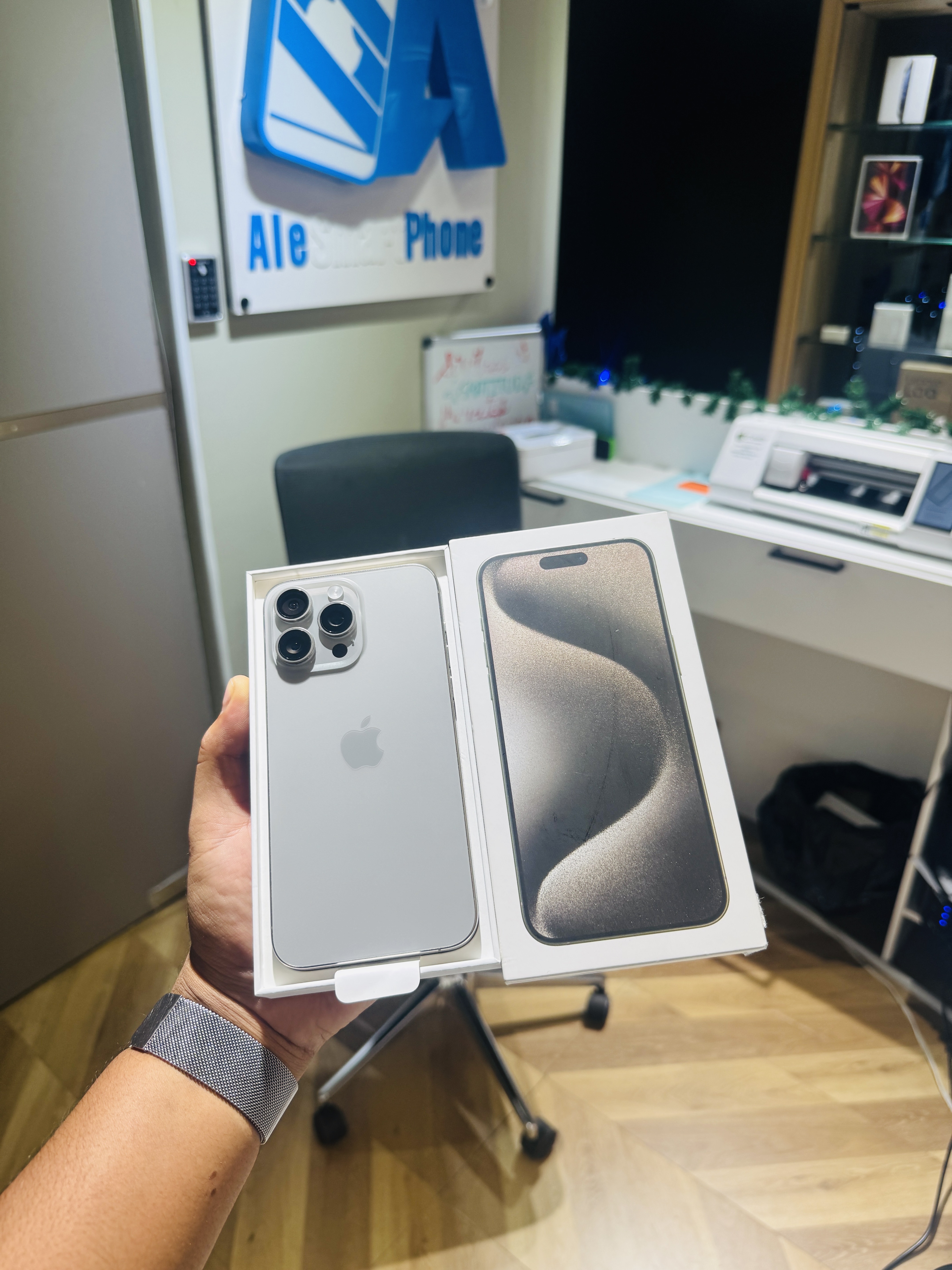 celulares y tabletas - iPhone 15 Pro Max 256Gb Sim físico Desbloqueado 0