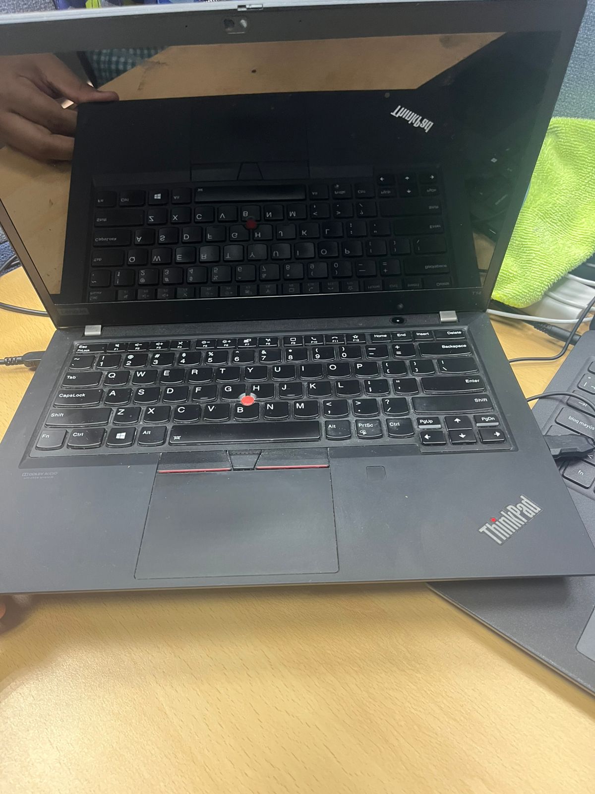 computadoras y laptops - Laptop Lenovo ThinkPad i7 • 32GB RAM • 1TB SSD 1