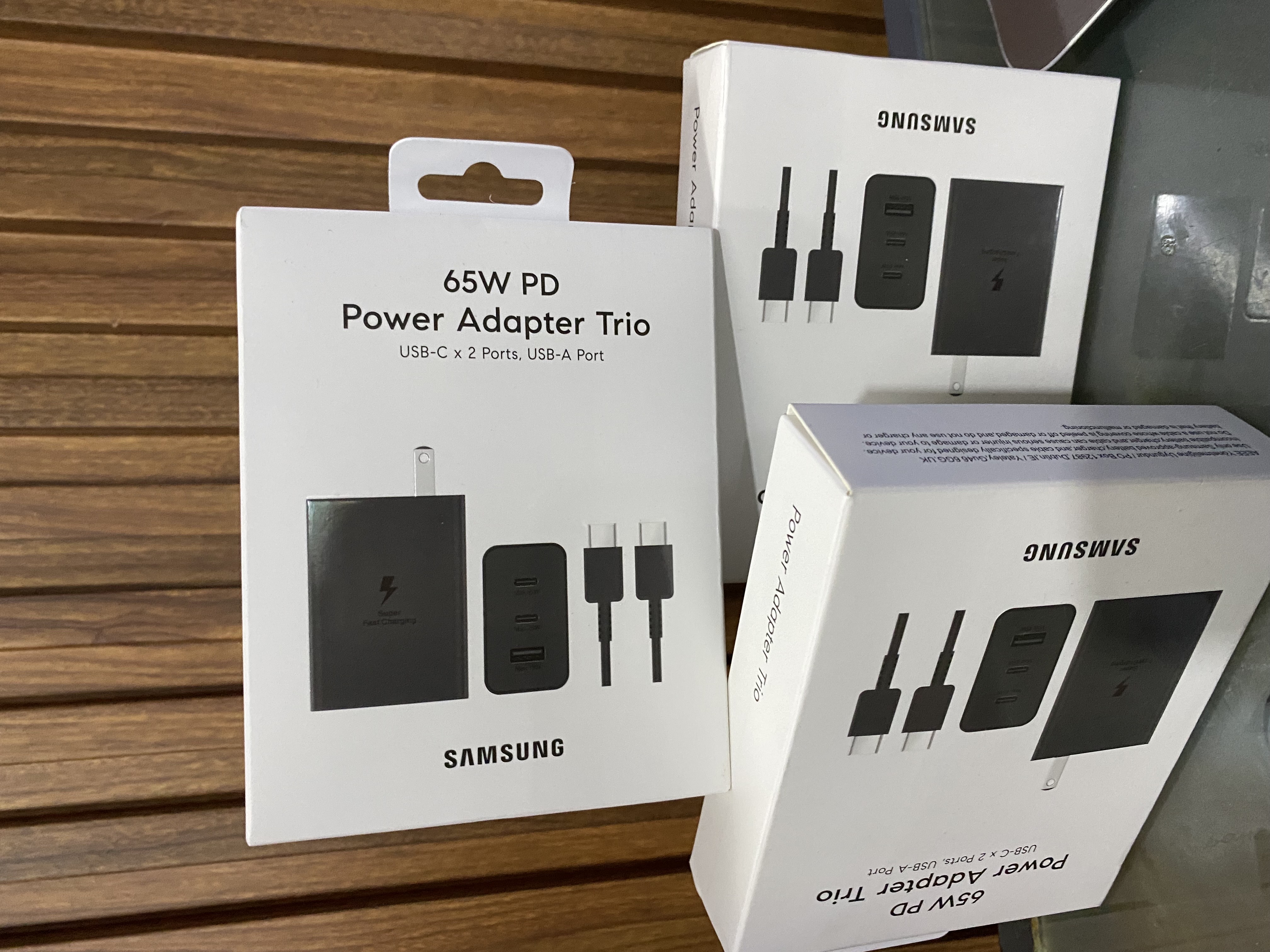 celulares y tabletas - cargador Samsung 3 salida usb tipo c 65W  2