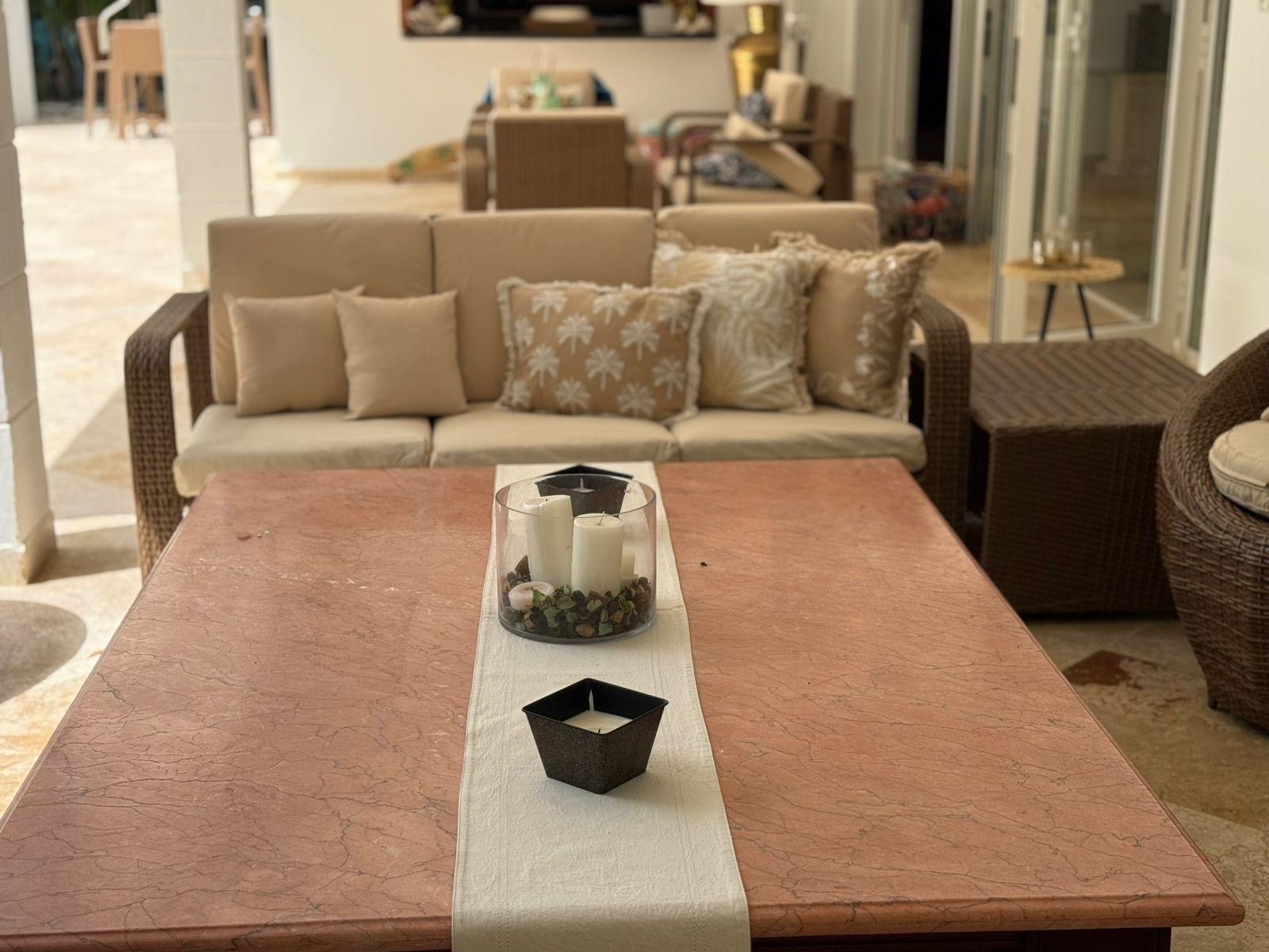 muebles y colchones - Elegante juego de muebles de jardín con mesa de mármol natural. 

  5