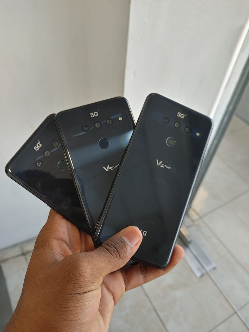 celulares y tabletas - LG V50 ThinQ 5G 128GB desbloqueado condiciones 9/10 como nuevo 