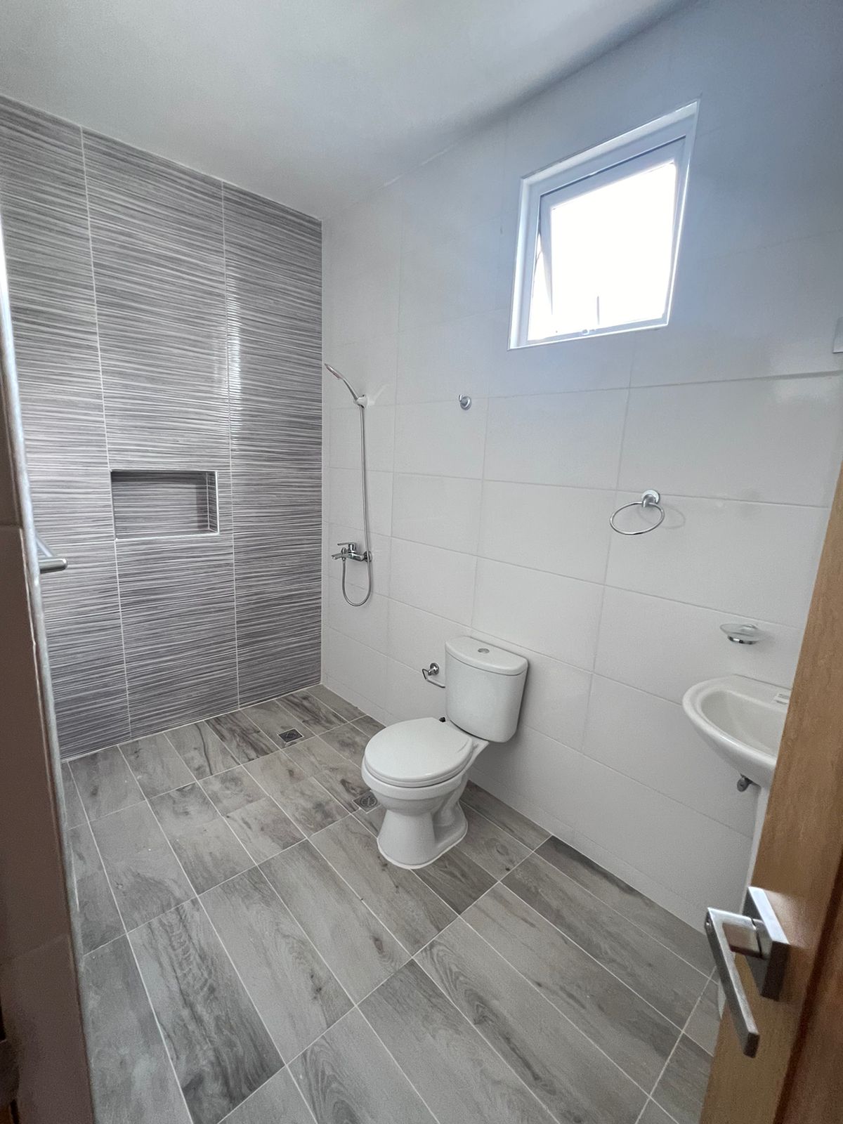 apartamentos - CASA EN VENTA EN VISTA LINDA, SANTIAGO.