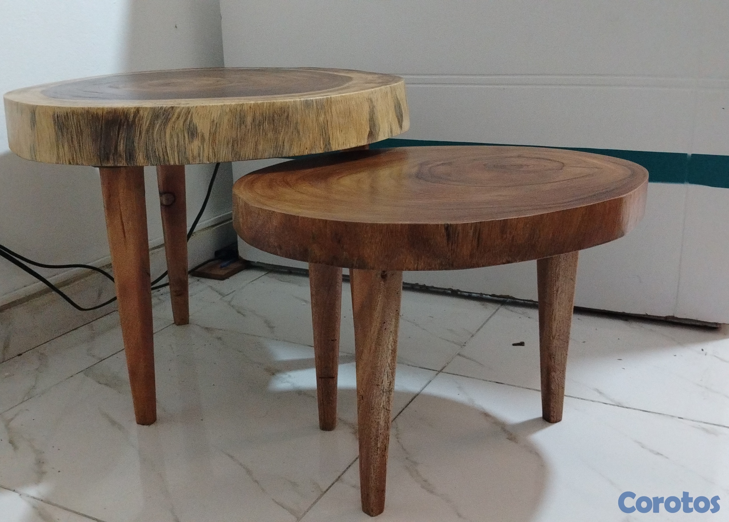 muebles y colchones - Mesa rústica de madera  1
