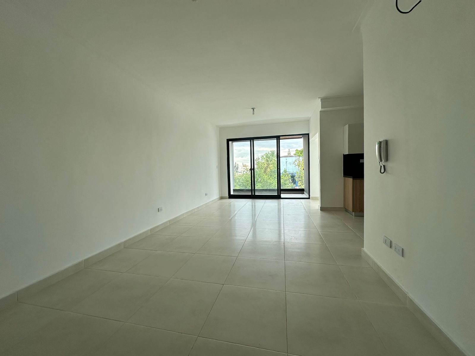 apartamentos - Alquiló nuevo Renacimiento piso 4 lí US$1,650const 5
