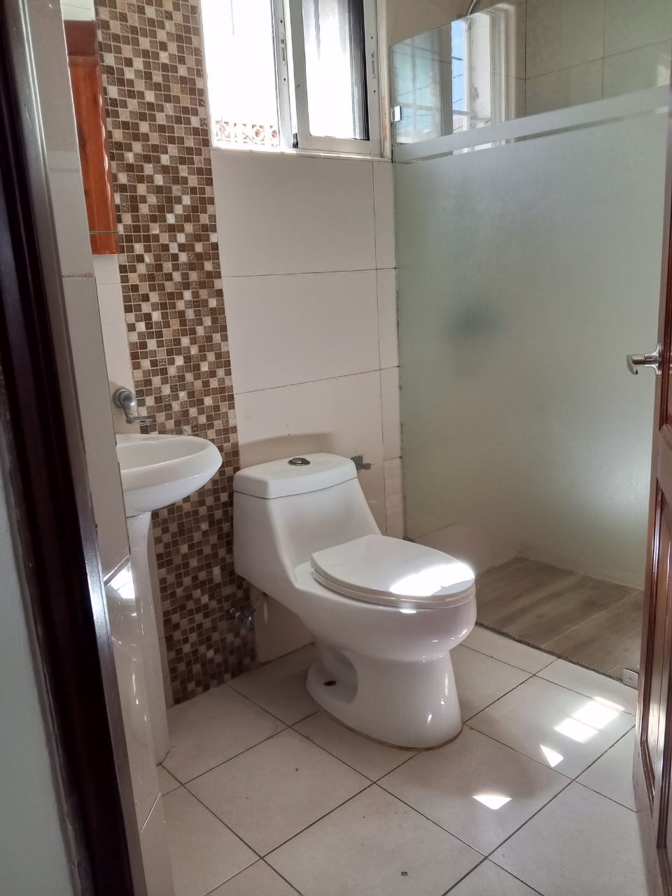 apartamentos - Alquiló independencia primer nivel jardines del su