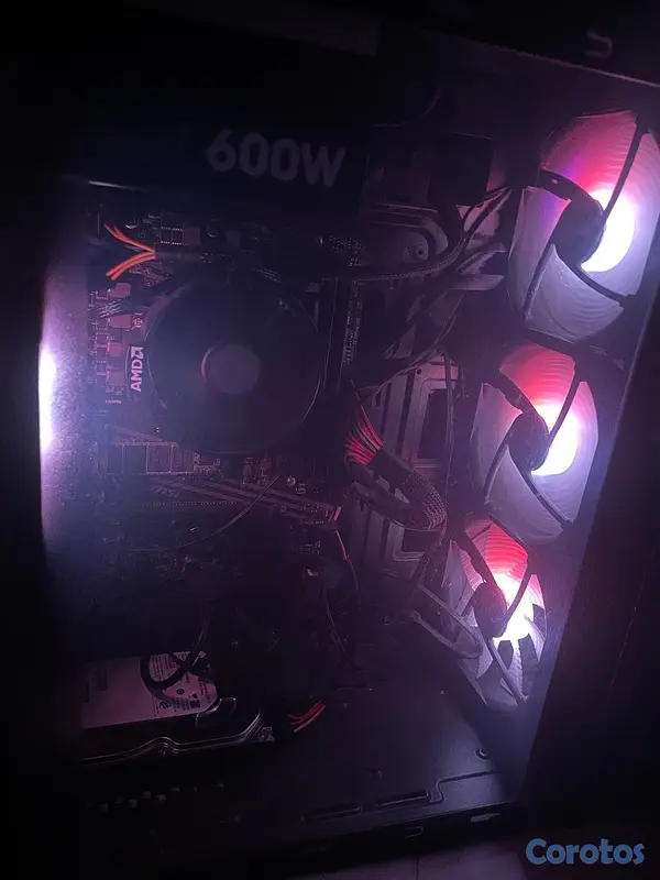 computadoras y laptops - SE VENDE PC GAMER COMO NUEVA A EXELENTE  PRECIO  2