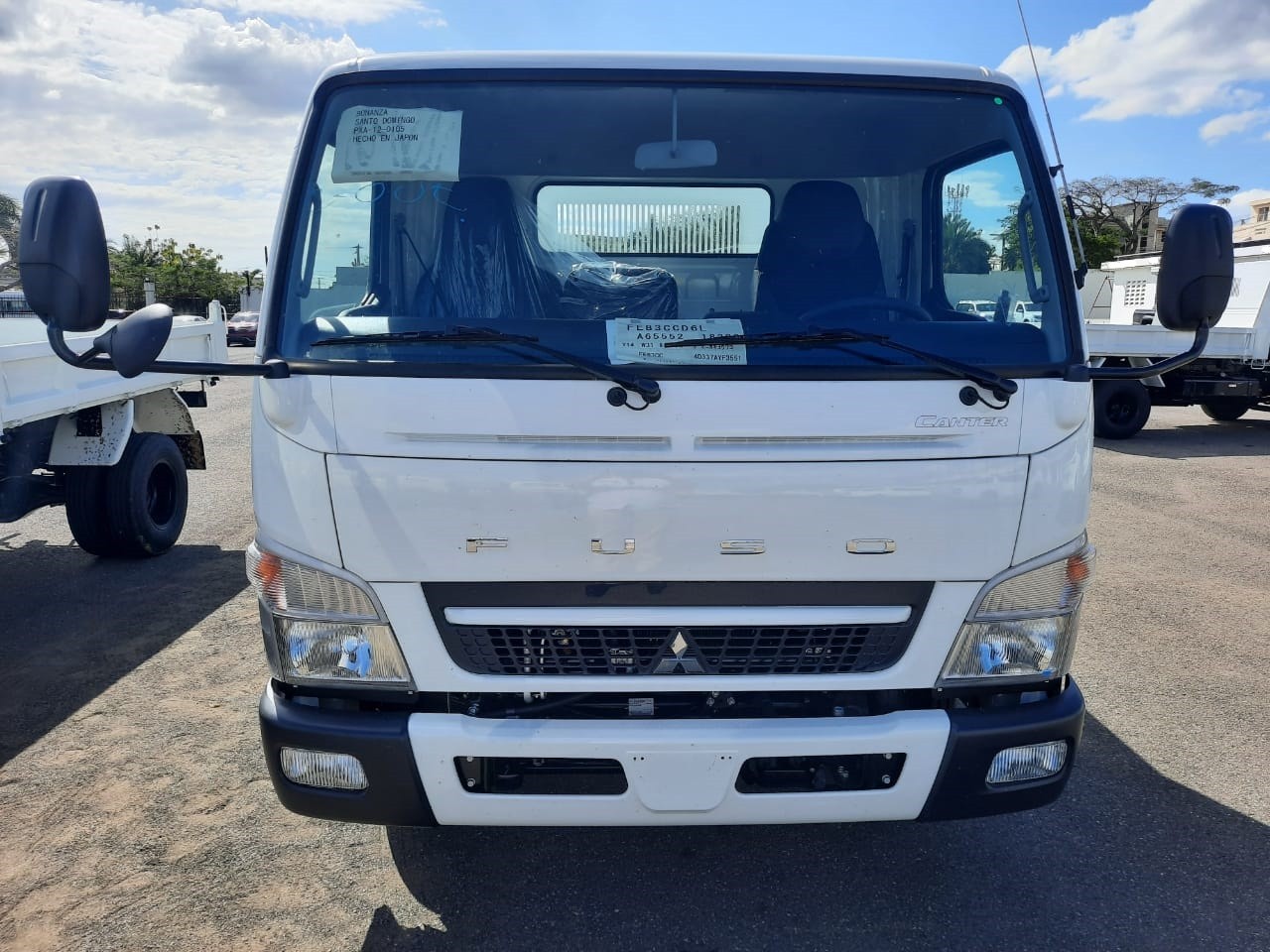 camiones y vehiculos pesados - CAMION MITSUBISHI  VOLTEO 2024  5