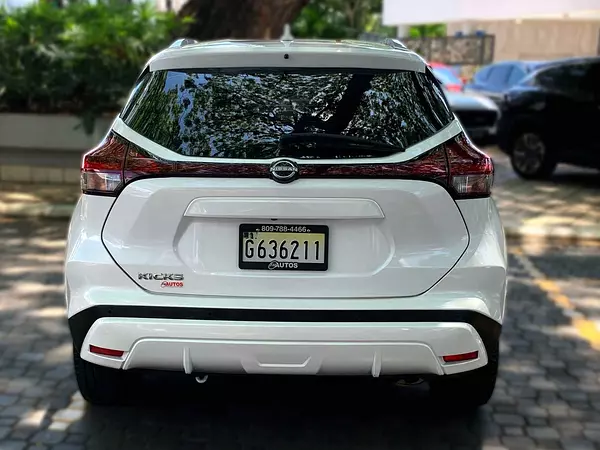 jeepetas y camionetas - Nissan kicks Advance 2023 8