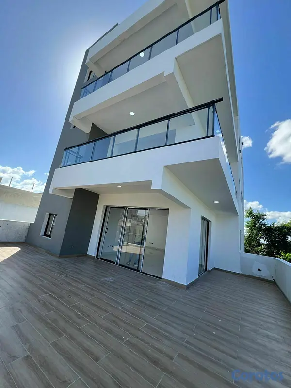 apartamentos - VENDO apartamento con terraza en Av. Ecológica, Br 6